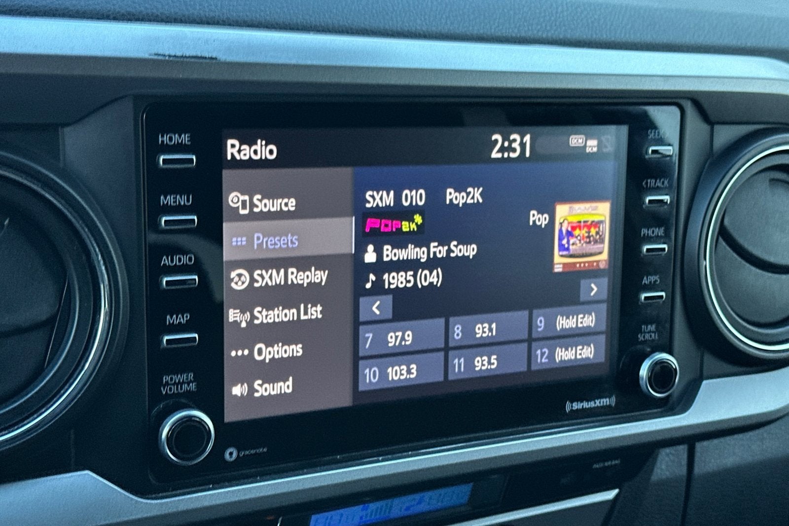 2022 Toyota Tacoma 2WD SR5