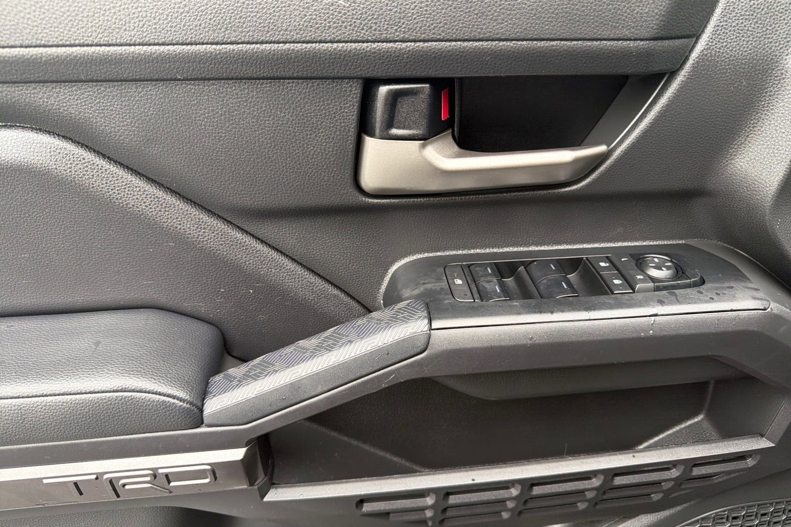 2024 Toyota Tacoma 4WD SR5