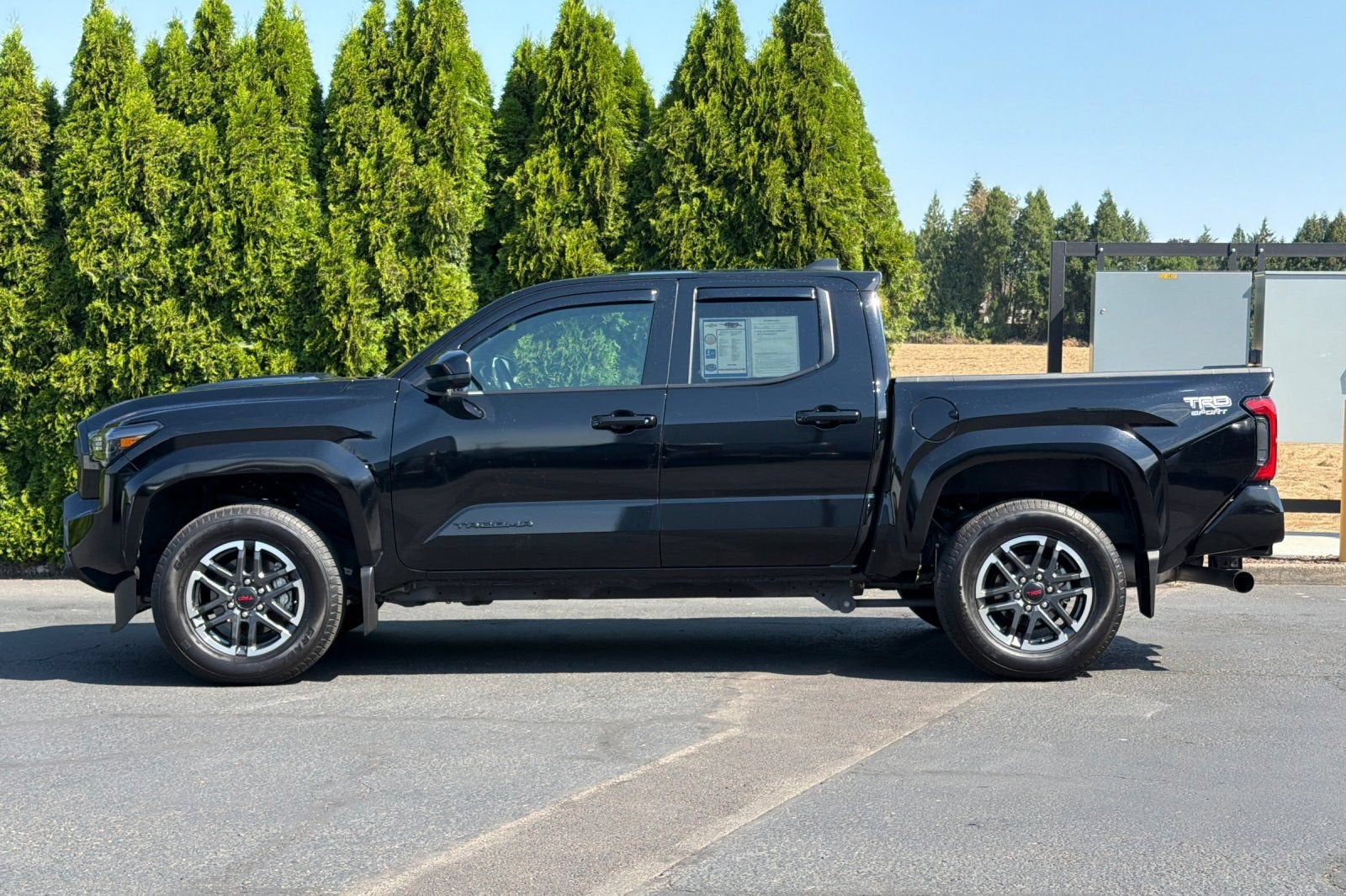 2025 Toyota Tacoma 4WD SR