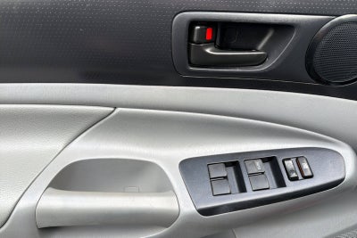 2012 Toyota Tacoma DBL CAB 4WD V6 AT