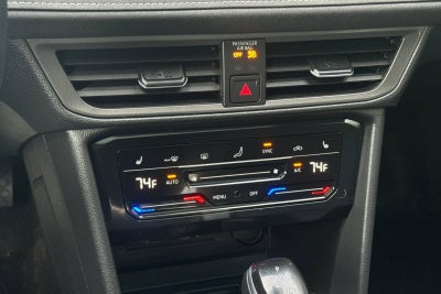 2025 Volkswagen Taos SE Black