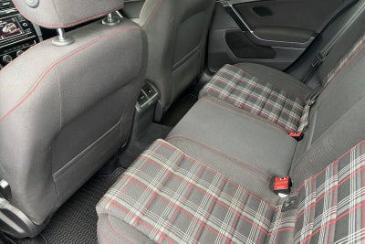 2018 Volkswagen Golf GTI S