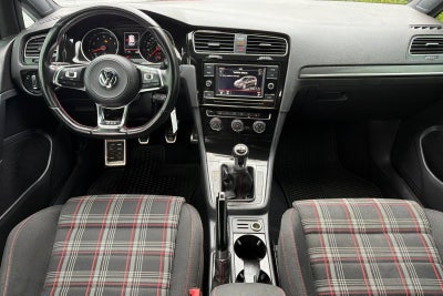 2018 Volkswagen Golf GTI S