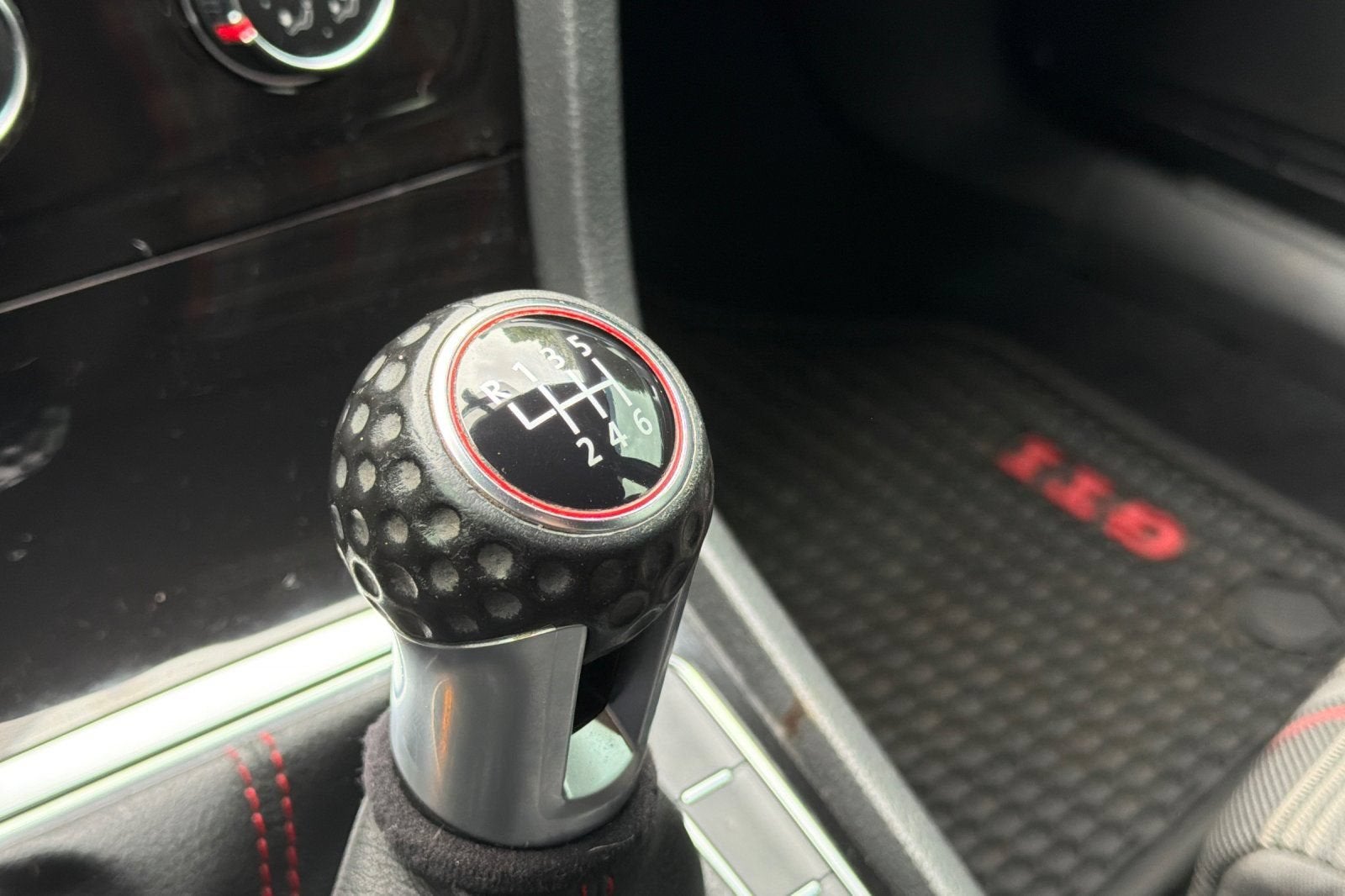 2018 Volkswagen Golf GTI S