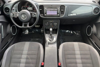 2014 Volkswagen Beetle 2.0T Turbo R-Line