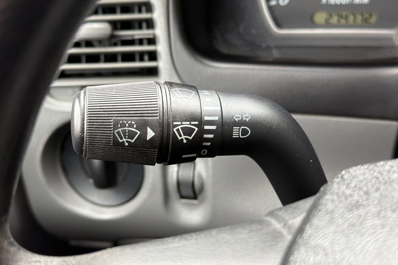 2007 Mazda Mazda B-Series 2WD Truck REG CAB MT