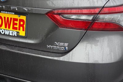 2022 Toyota Camry Hybrid XSE