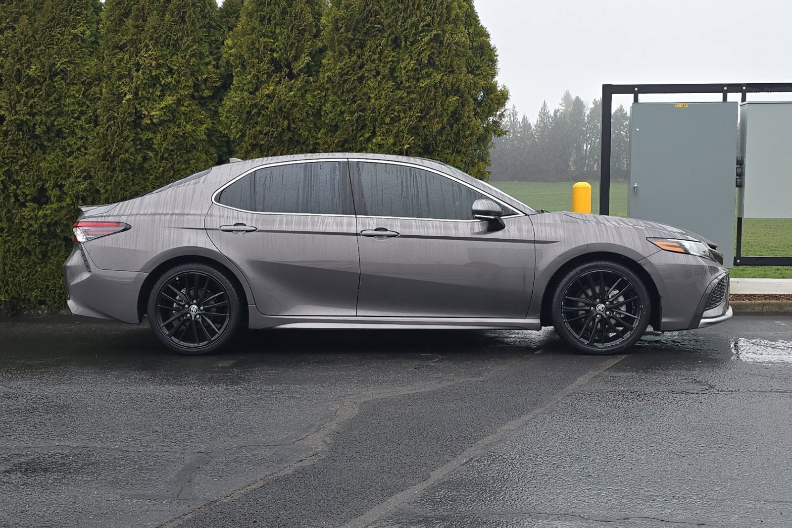 2022 Toyota Camry Hybrid XSE