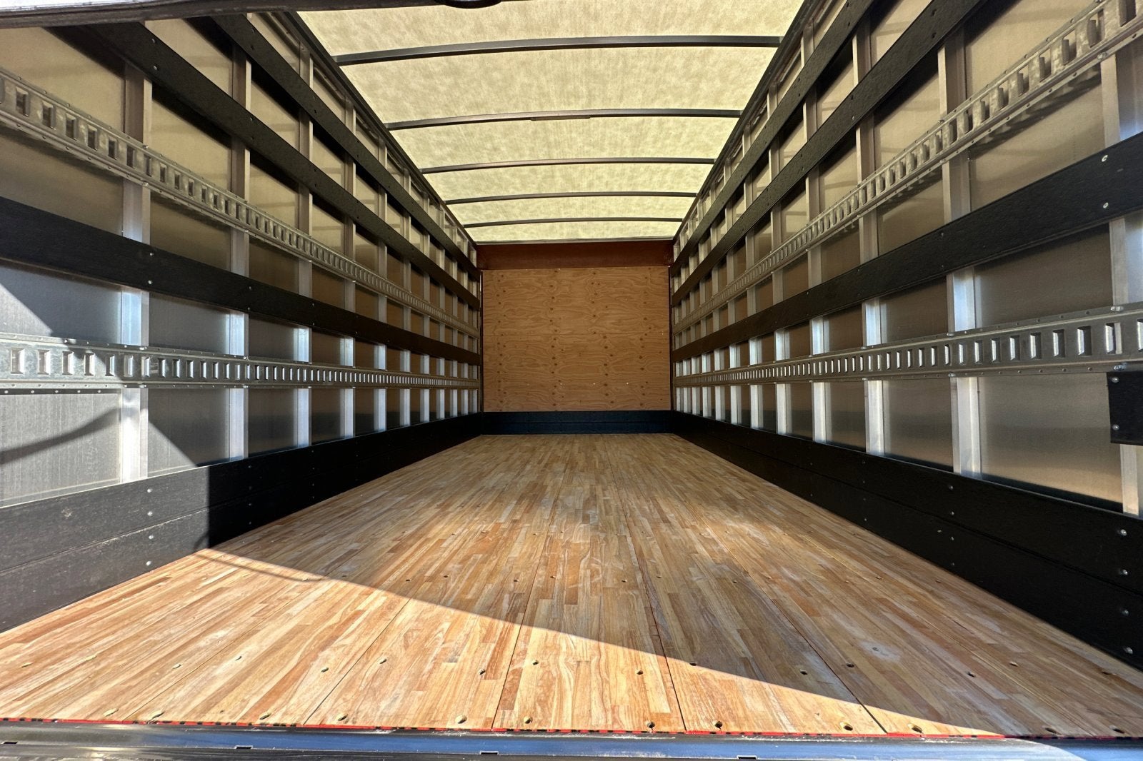 2025 Chevrolet Low Cab Forward 4500 Base