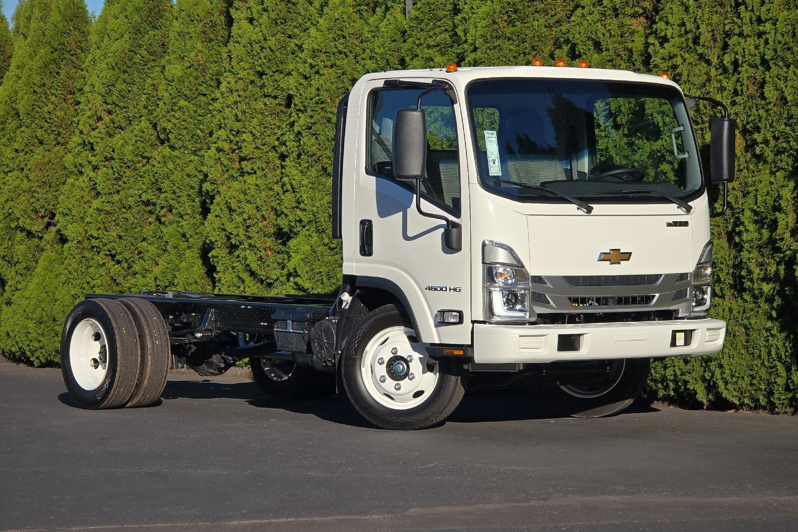 2027 Chevrolet Low Cab Forward 4500 HG 1WT