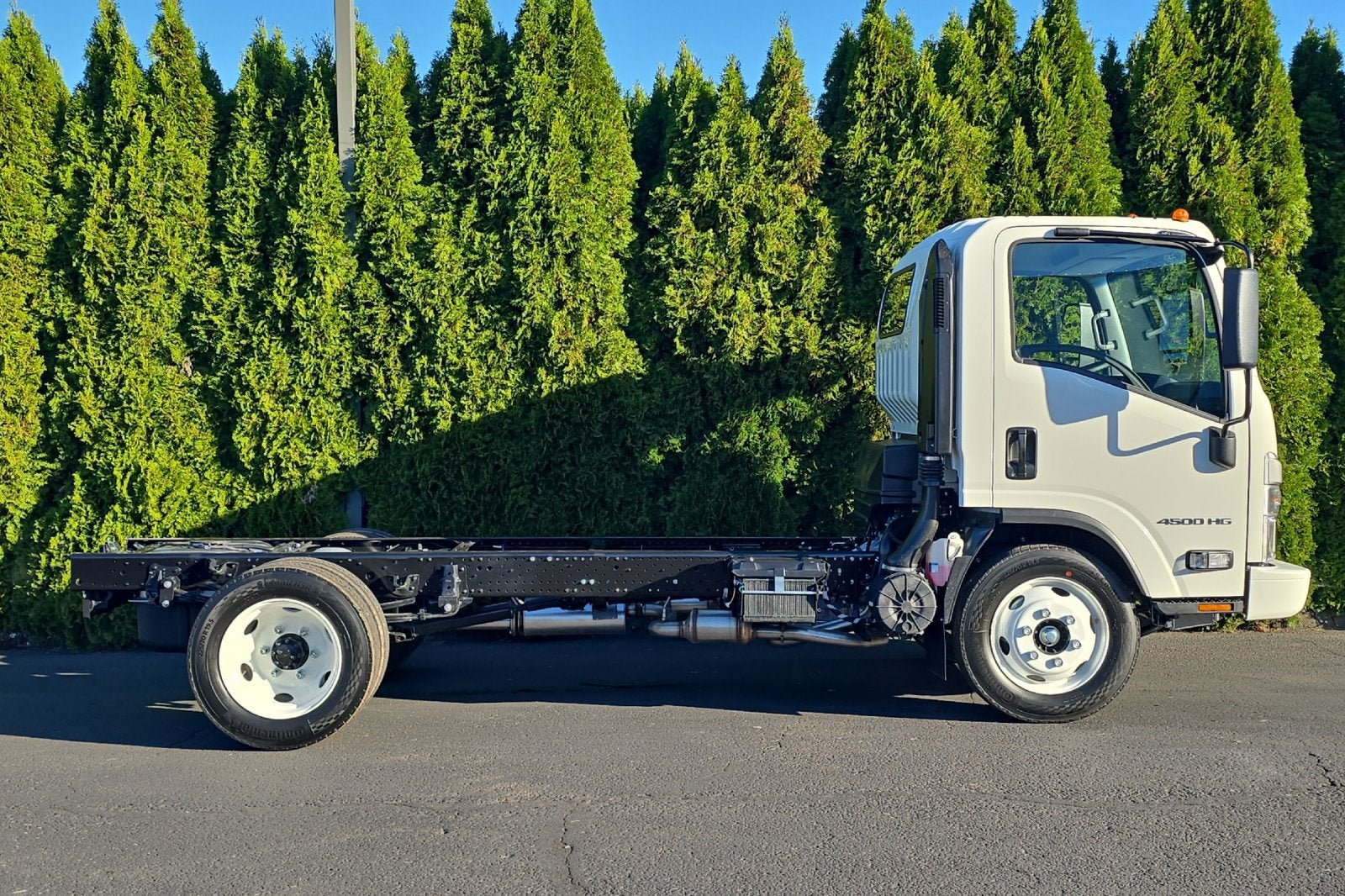 2027 Chevrolet Low Cab Forward 4500 HG 1WT