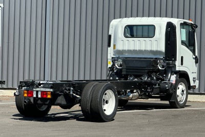 2025 Chevrolet Low Cab Forward 4500 Base