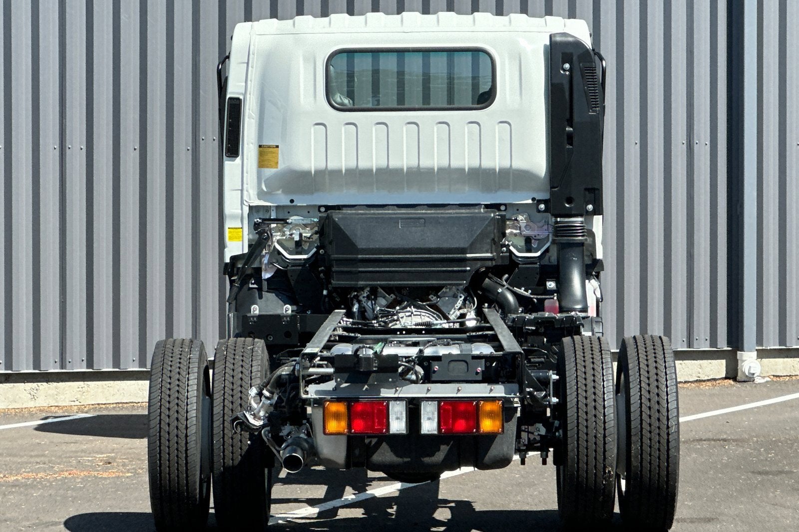 2025 Chevrolet Low Cab Forward 4500 Base