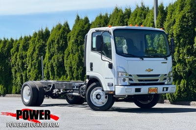 2025 Chevrolet Low Cab Forward 4500 Base
