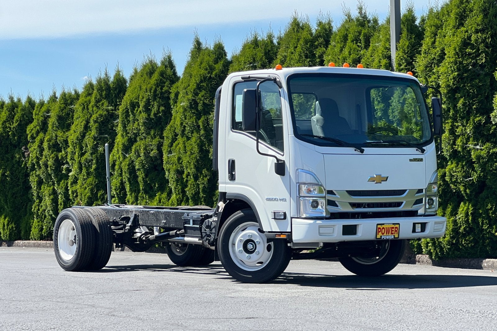 2025 Chevrolet Low Cab Forward 4500 Base