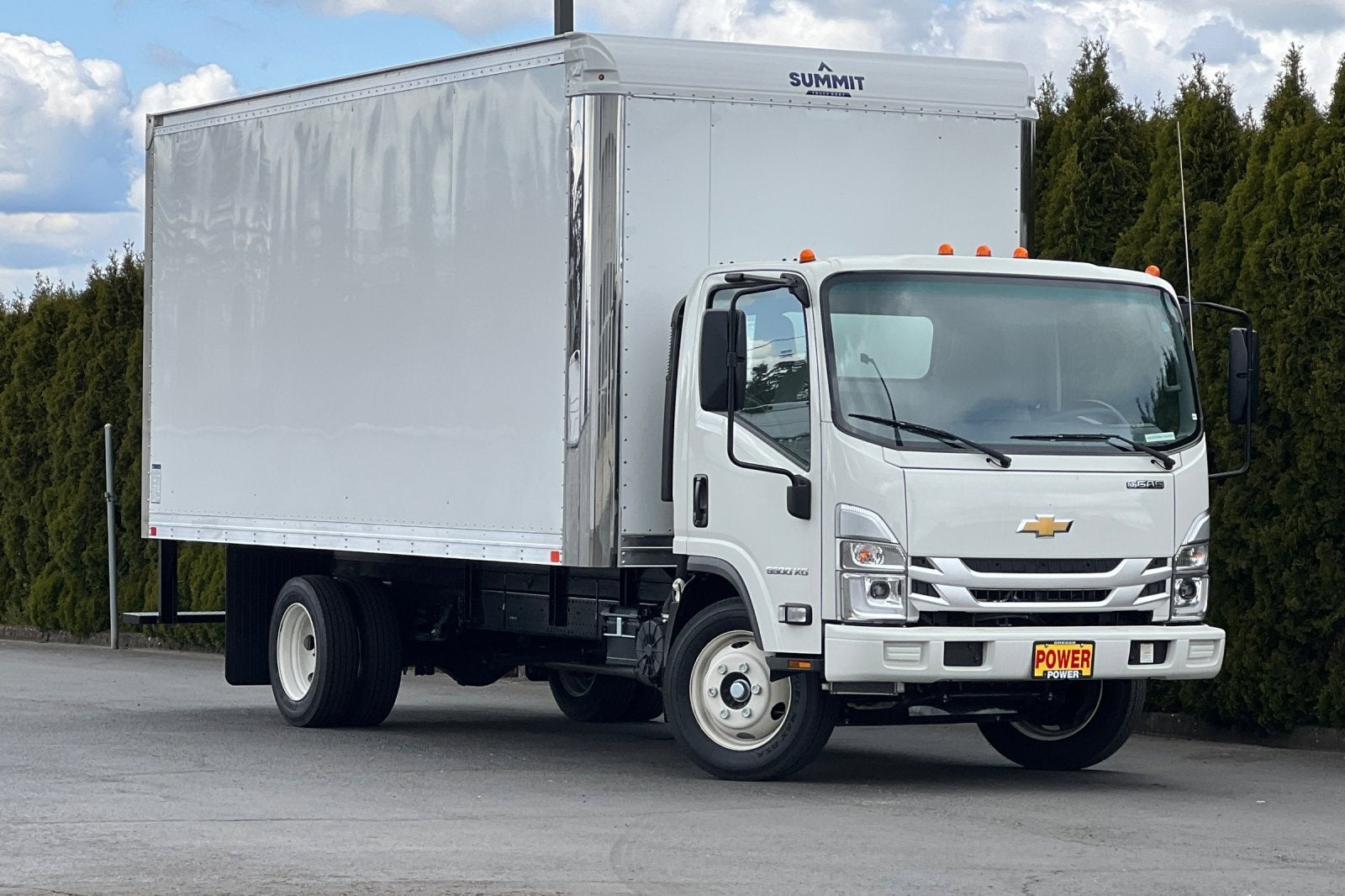 2025 Chevrolet Low Cab Forward 5500 XG Base