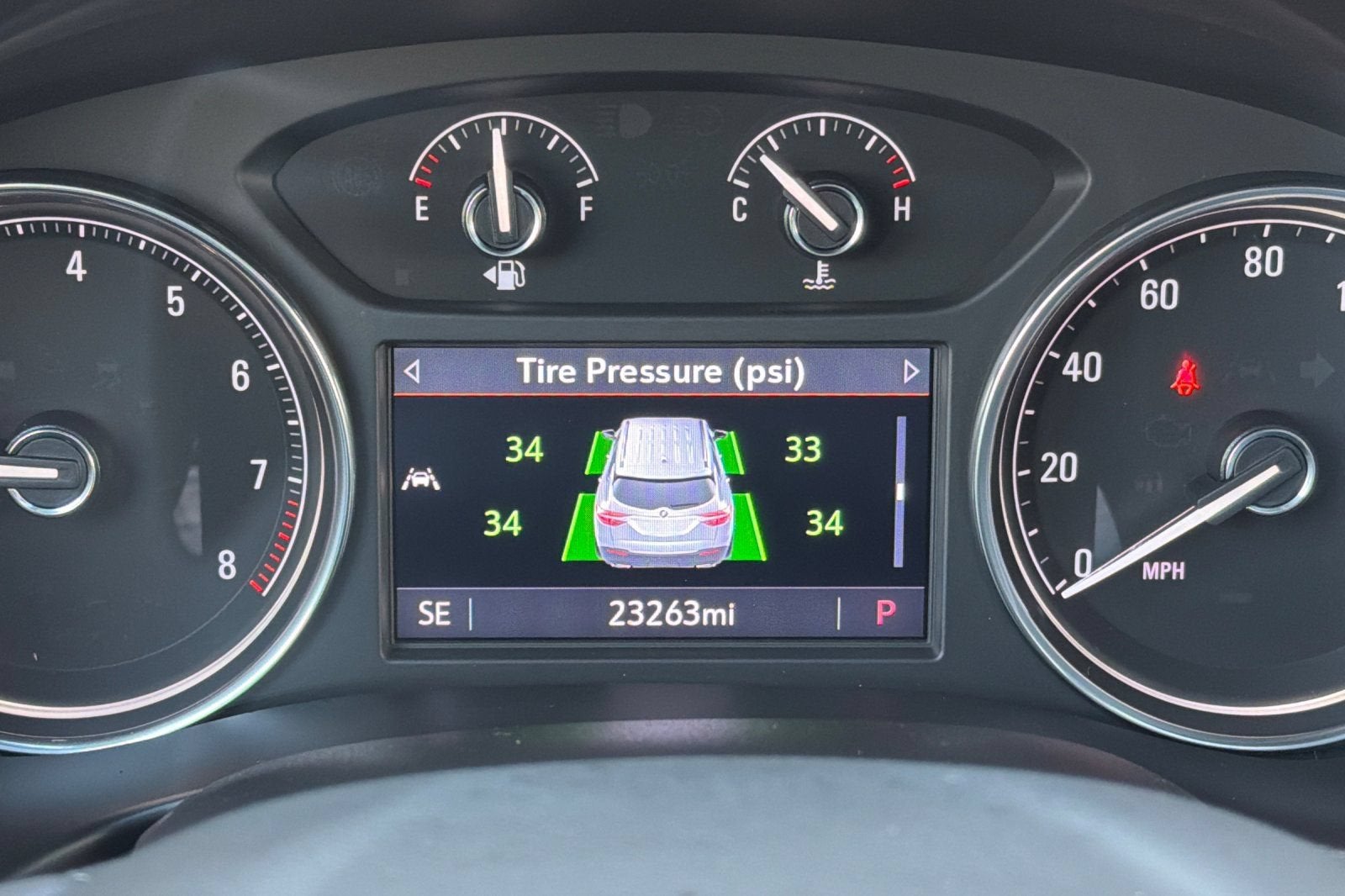 2024 Buick Enclave Essence