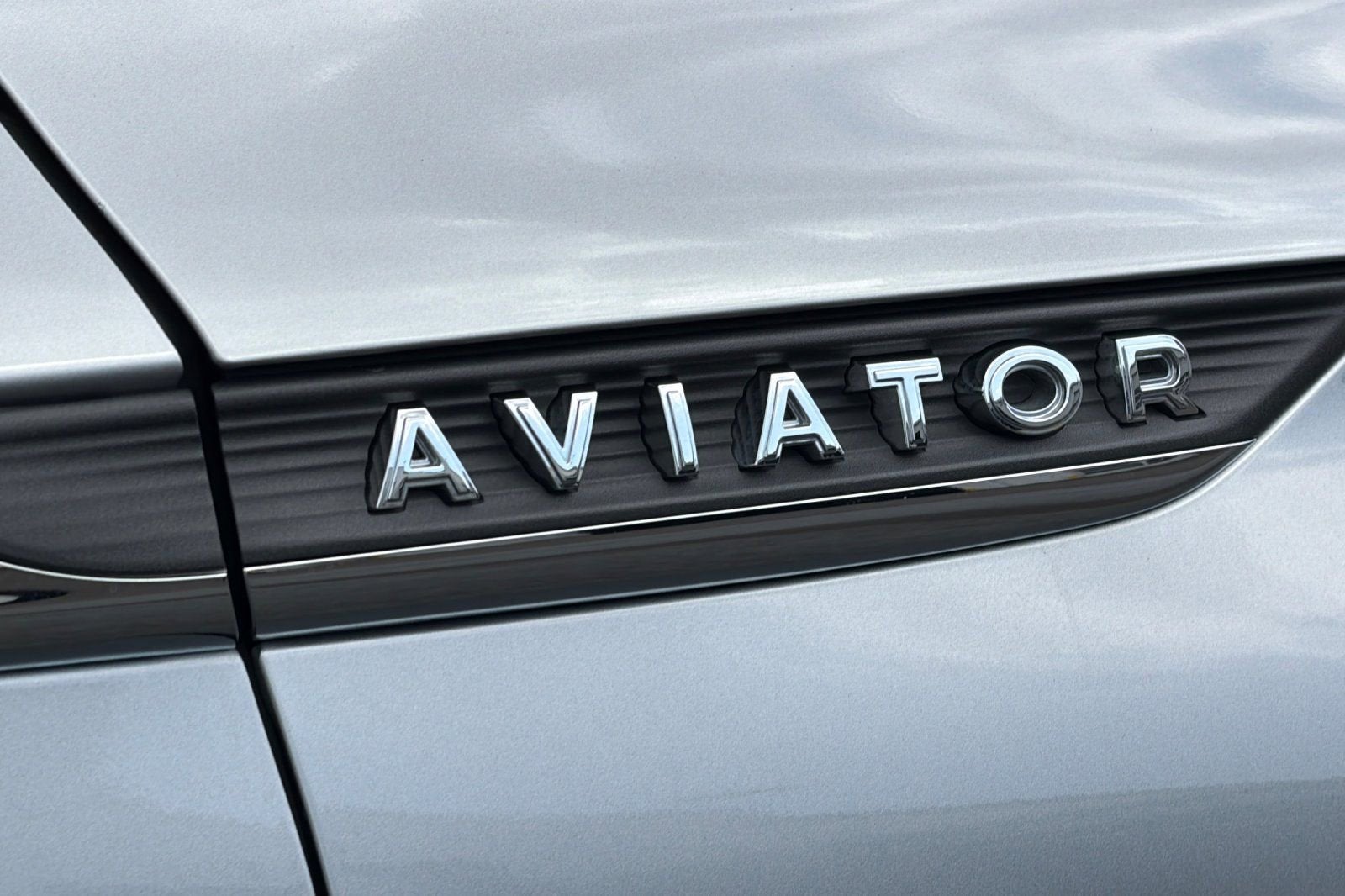 2020 LINCOLN TR AVIATOR Base