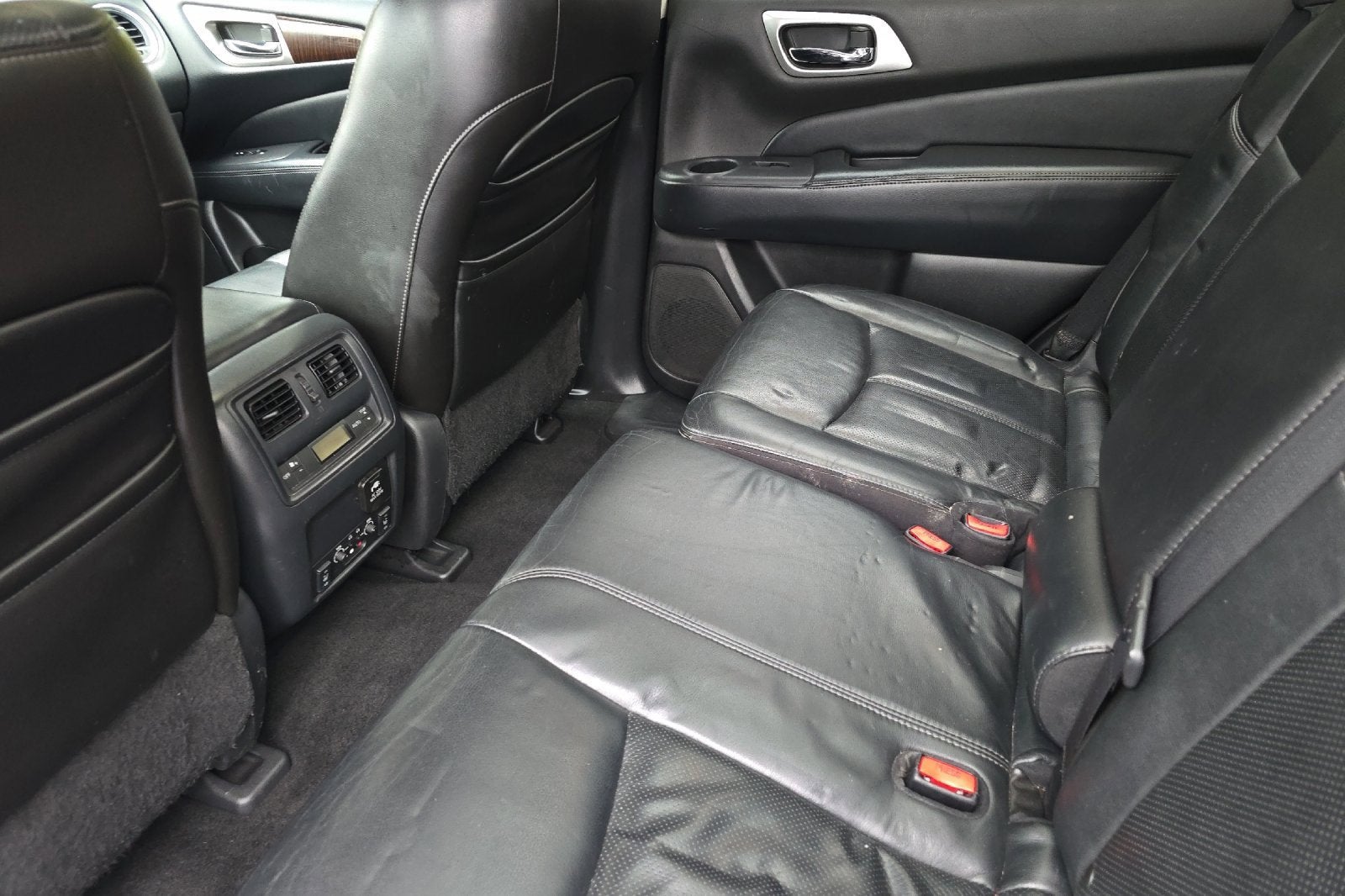 2013 Nissan Pathfinder Platinum