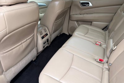 2019 Nissan Pathfinder SL