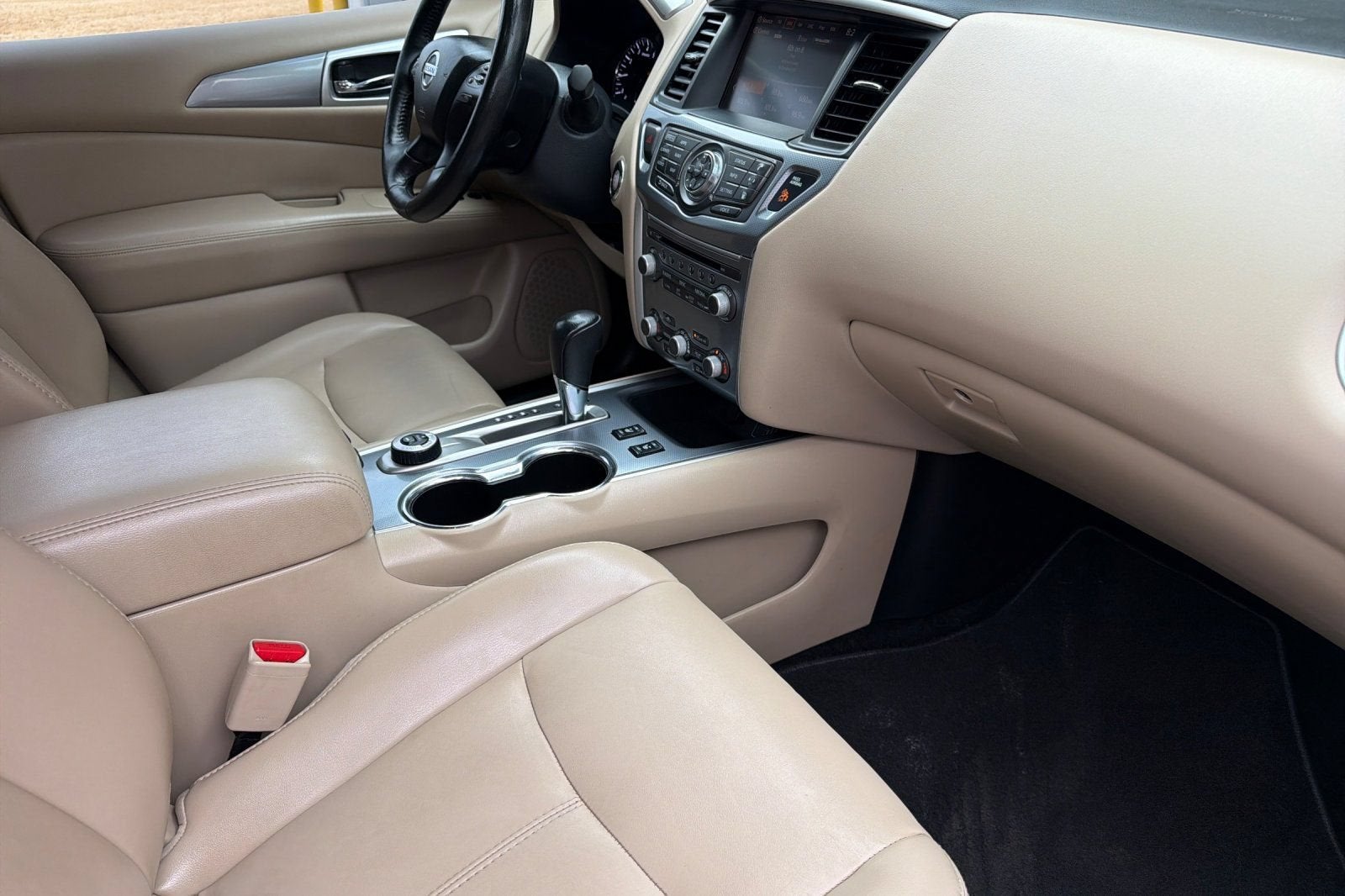 2019 Nissan Pathfinder SL