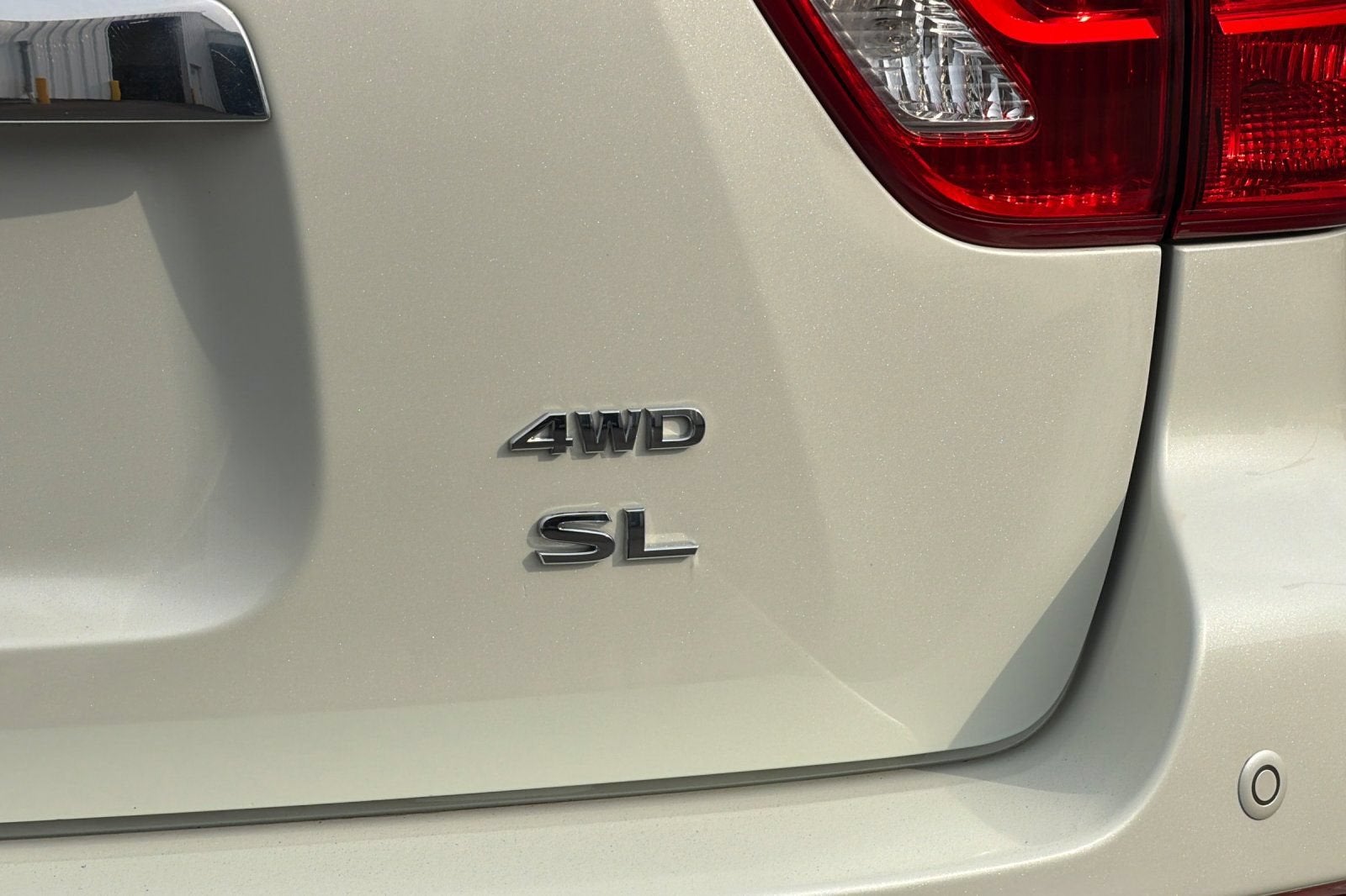 2019 Nissan Pathfinder SL