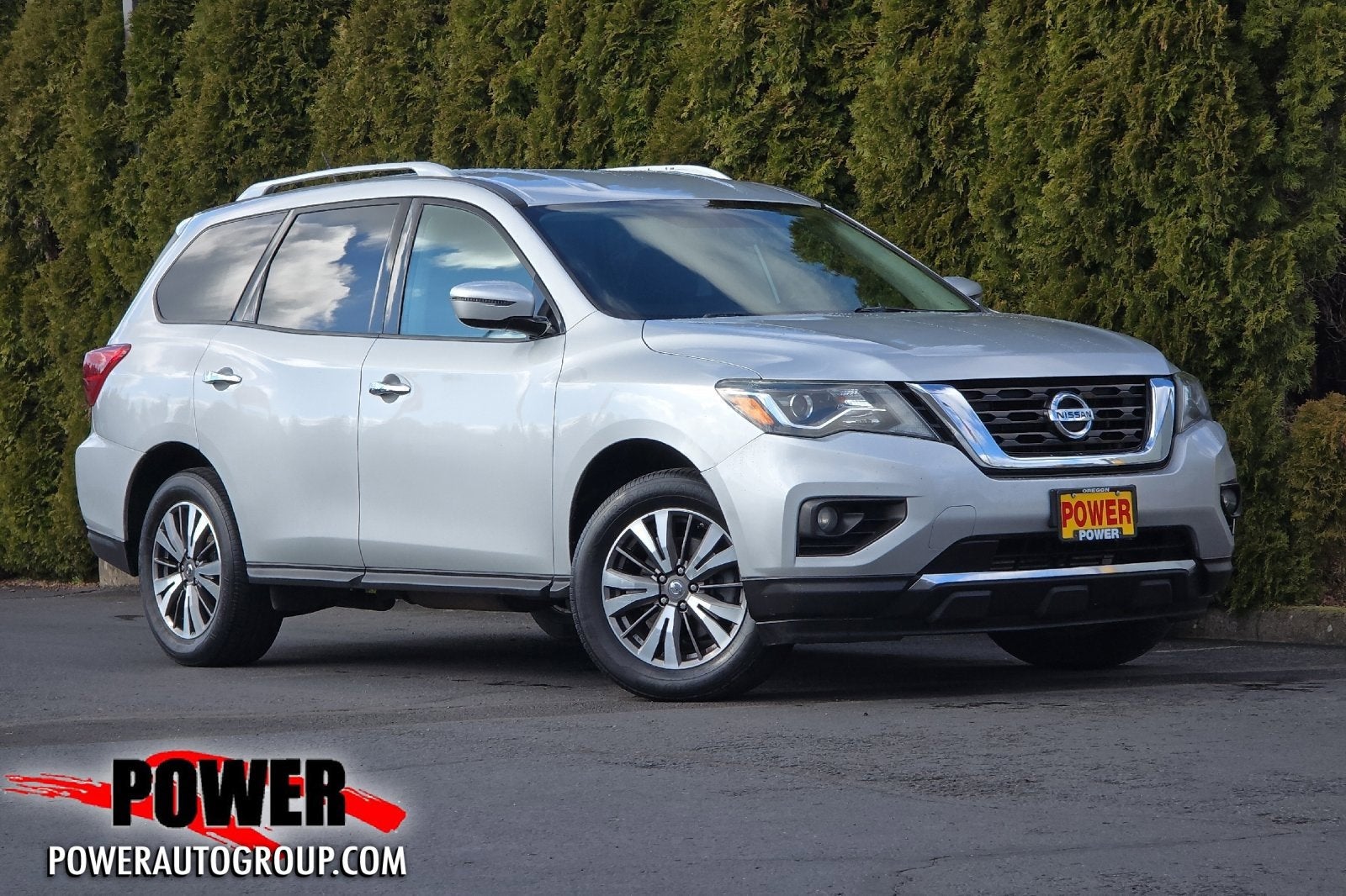 2017 Nissan Pathfinder SV