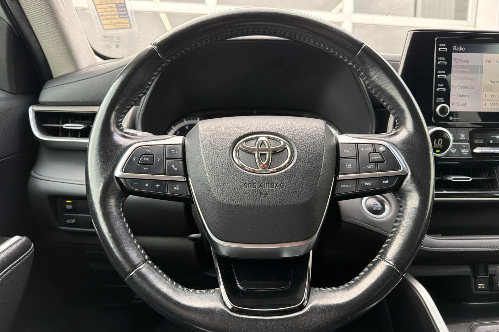 2020 Toyota Highlander LE