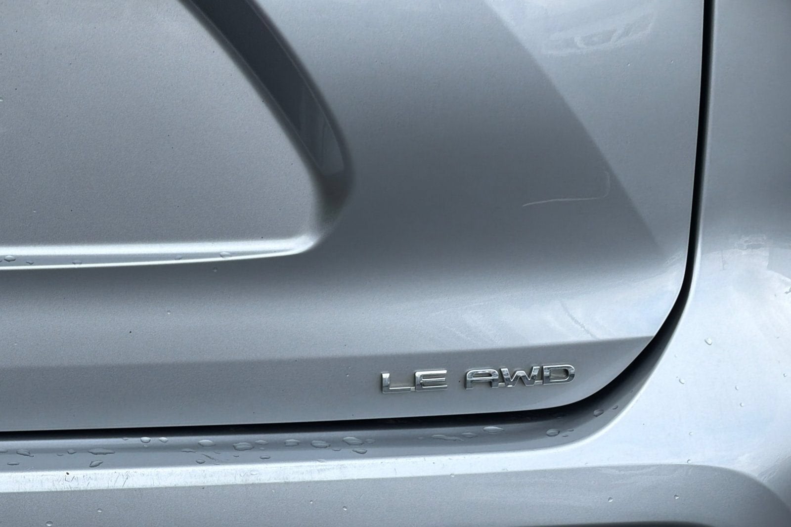 2020 Toyota Highlander LE