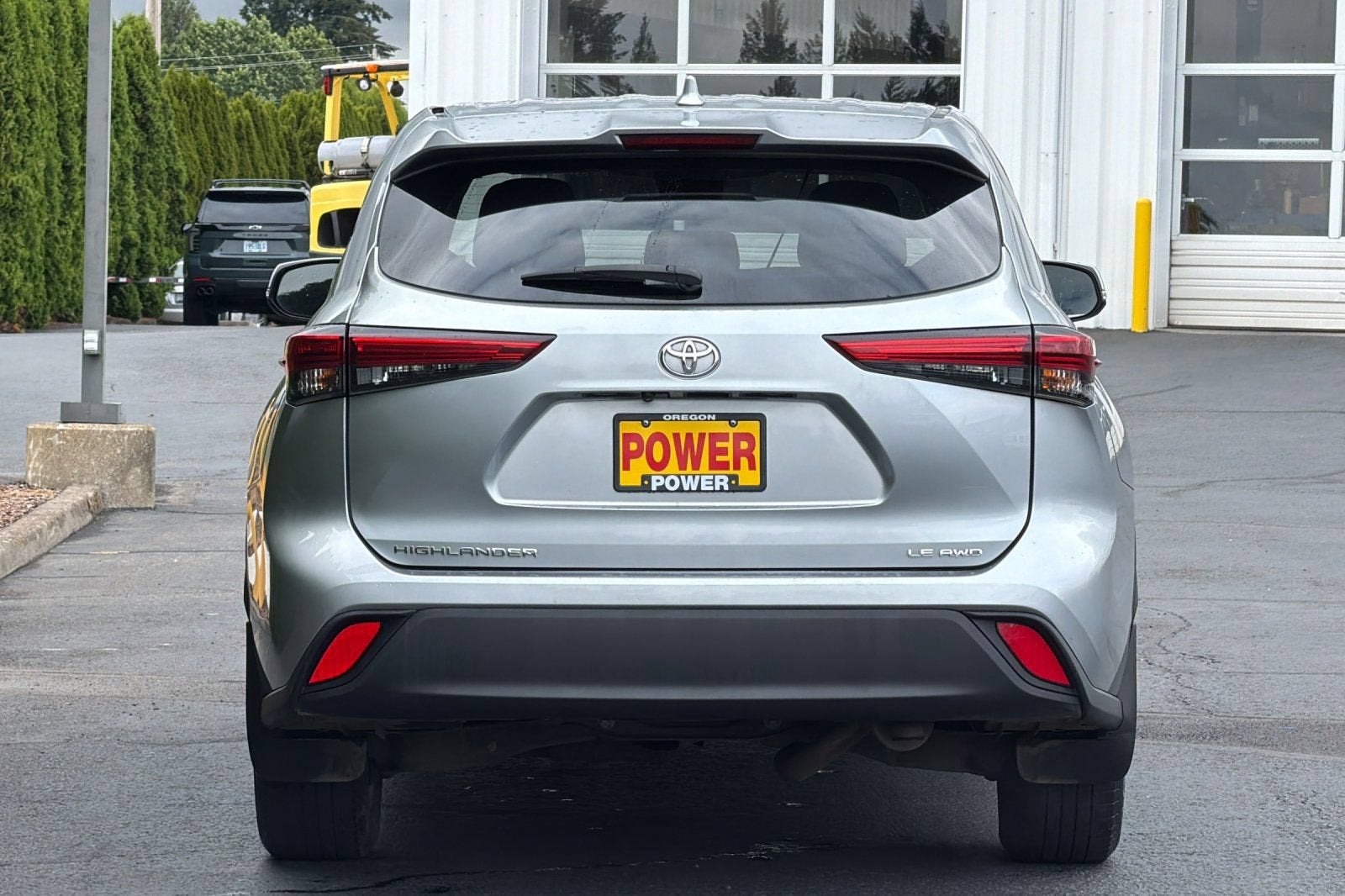 2020 Toyota Highlander LE