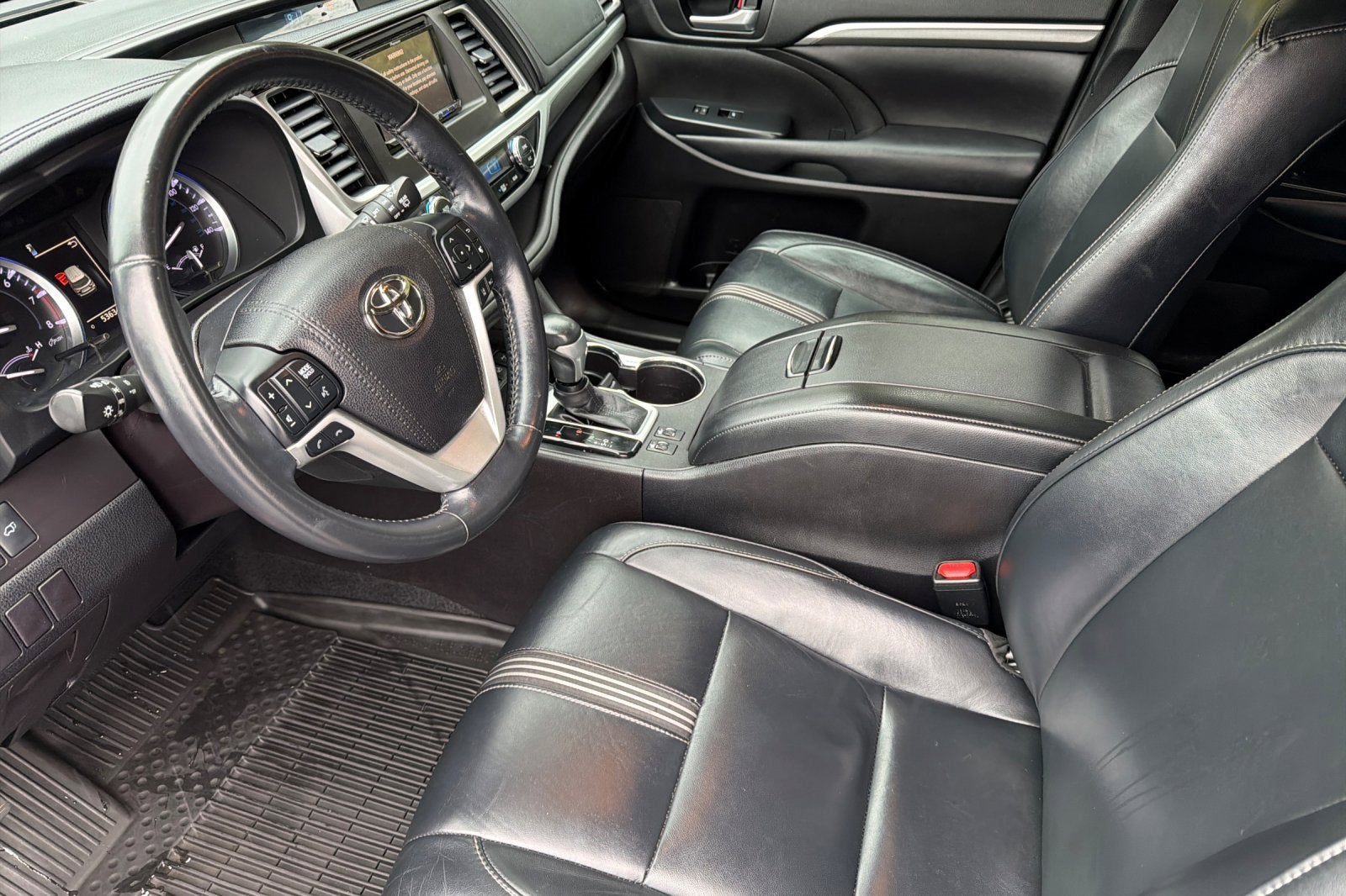 2018 Toyota Highlander SE