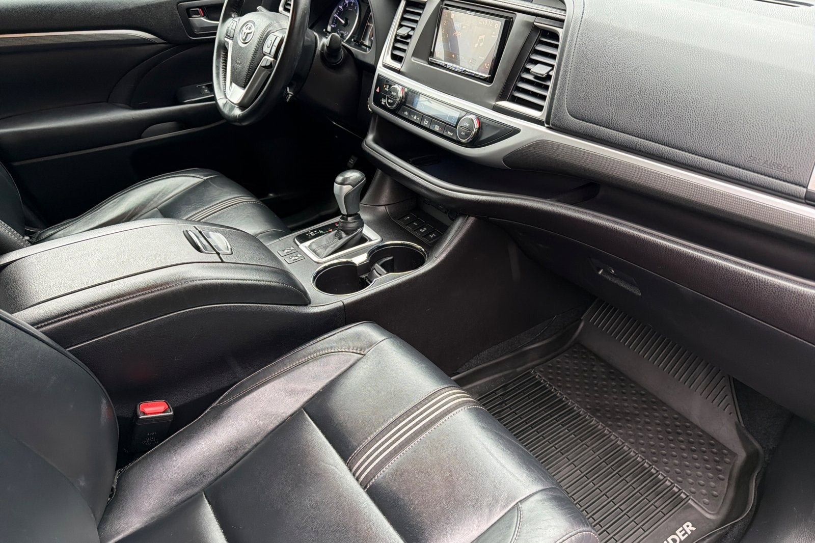 2018 Toyota Highlander SE