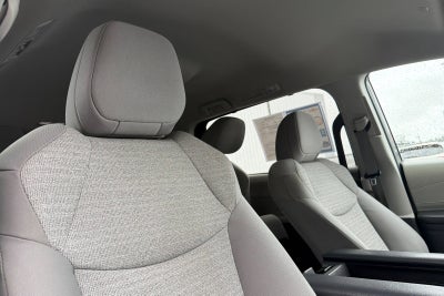 2022 Toyota Sienna LE