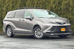 2022 Toyota Sienna LE