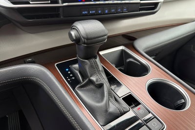 2022 Toyota Sienna LE