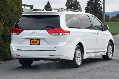 2012 Toyota Sienna XLE AAS