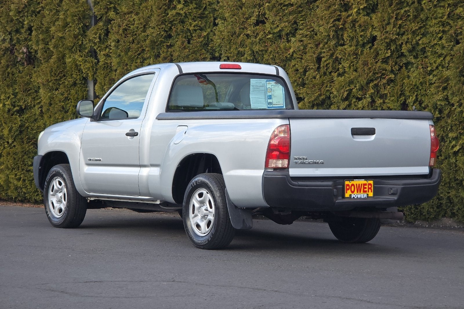 2005 Toyota Tacoma REG CAB 2WD AT