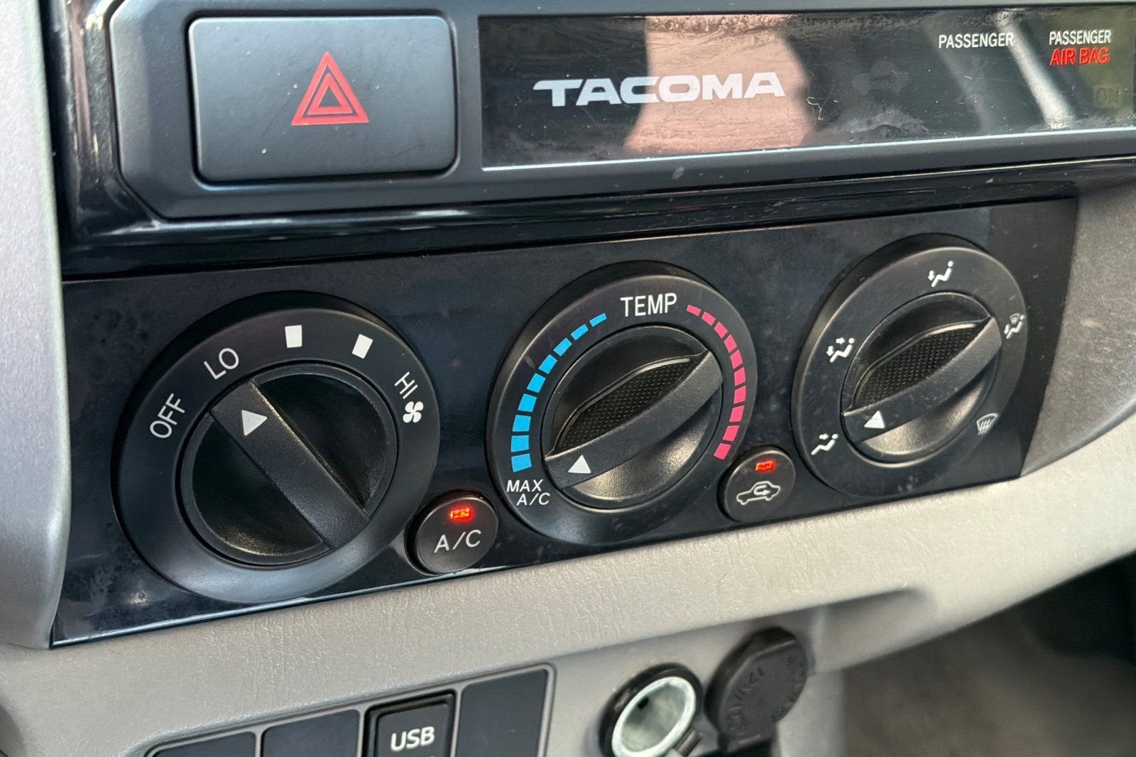 2015 Toyota Tacoma DBL CB 4WD V6 SR