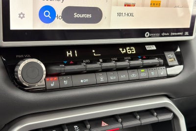 2023 Toyota Tundra 4WD Platinum