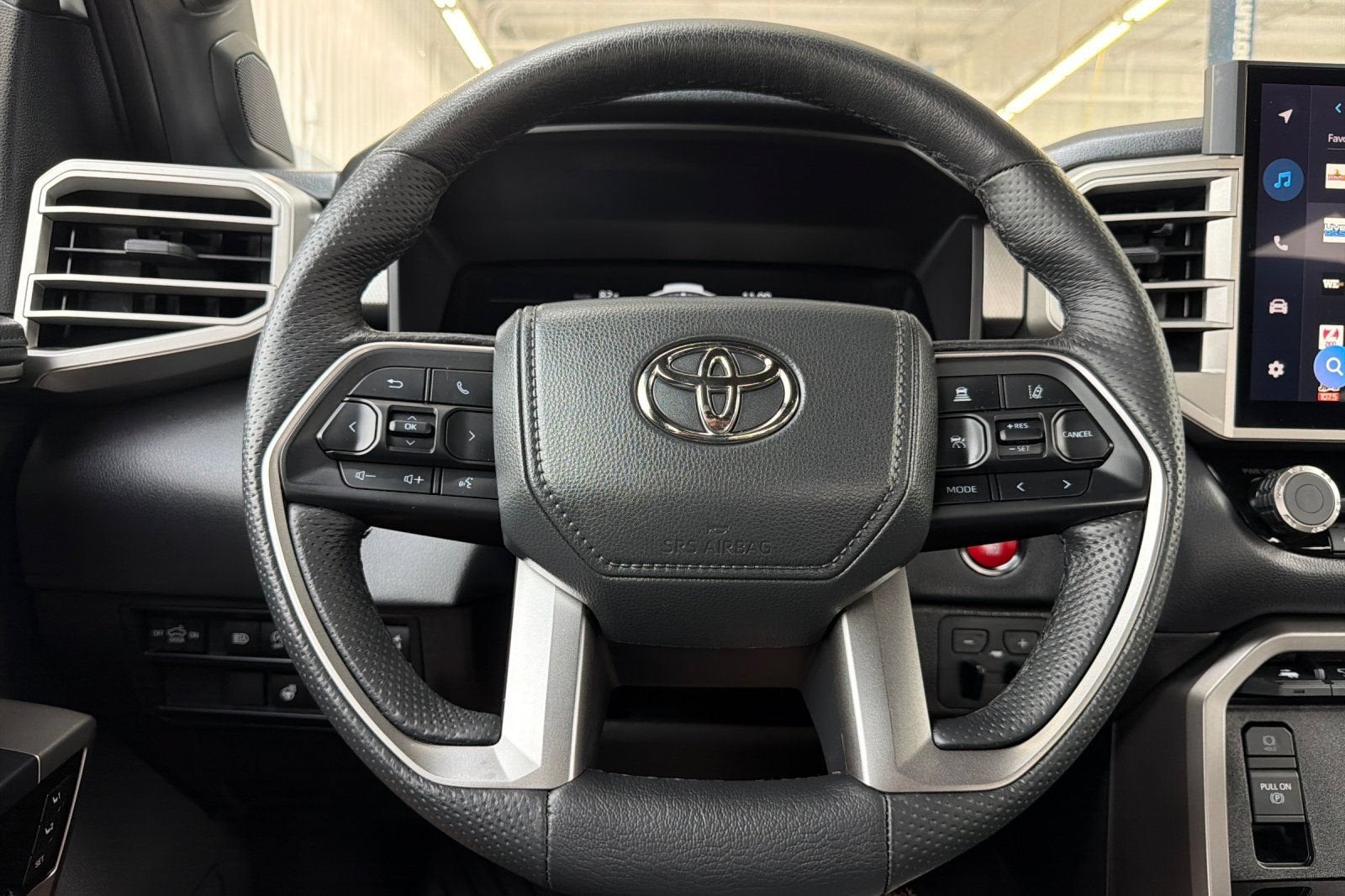 2025 Toyota Tundra 4WD SR5