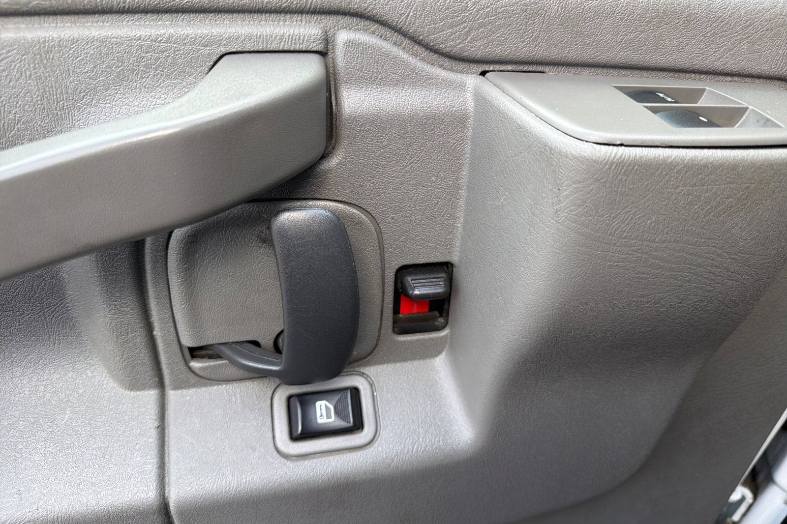 2022 GMC Savana Cutaway 3500 Gas
