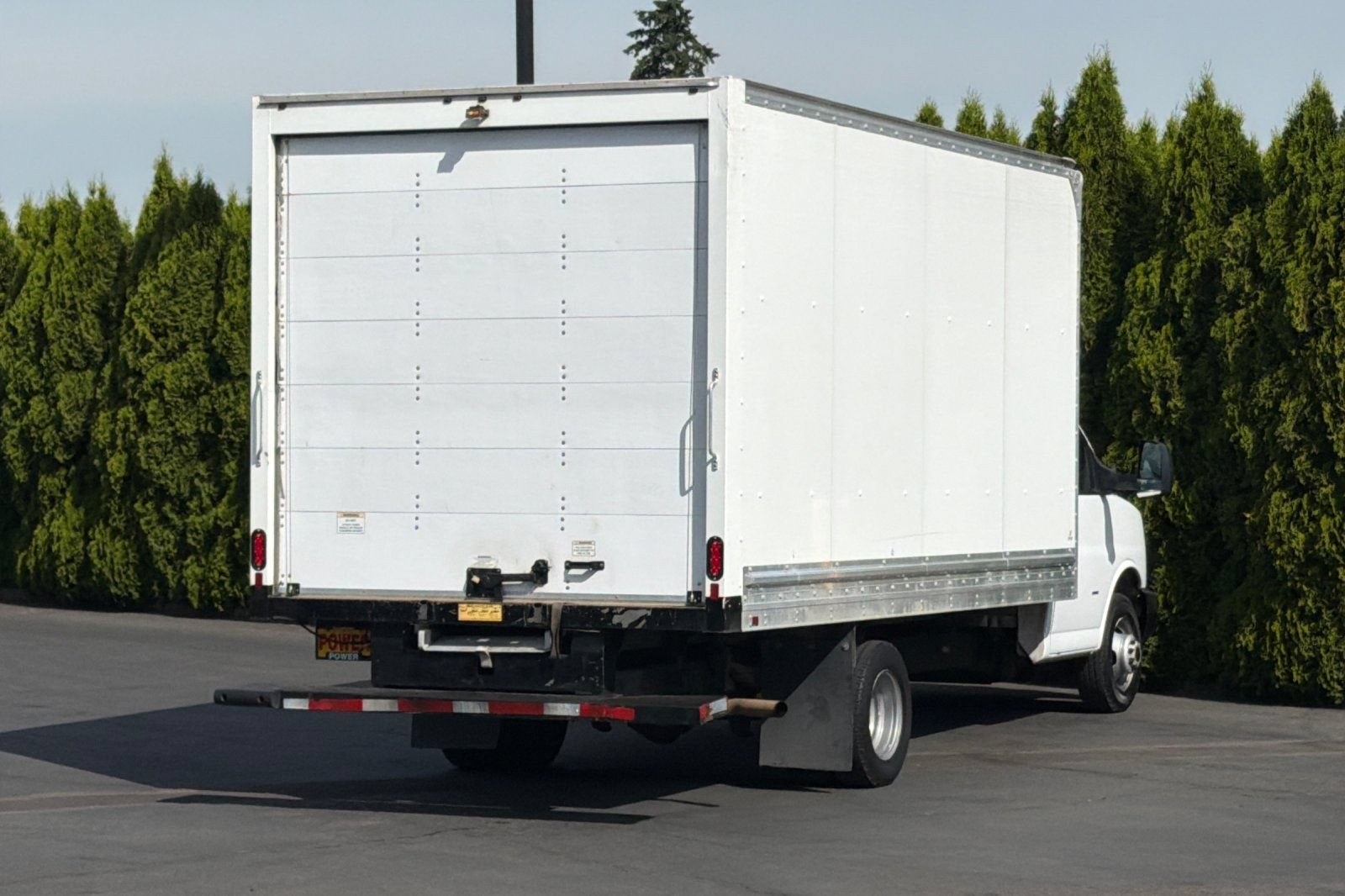 2022 GMC Savana Cutaway 3500 Gas