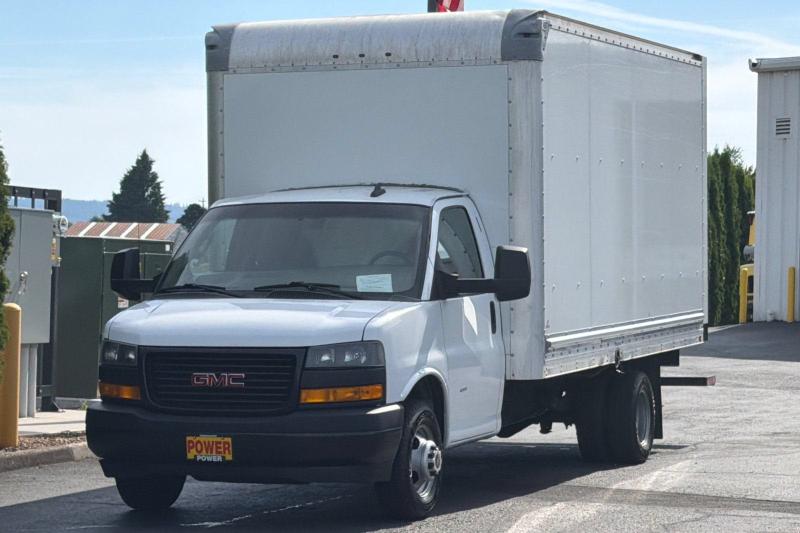 2022 GMC Savana Cutaway 3500 Gas