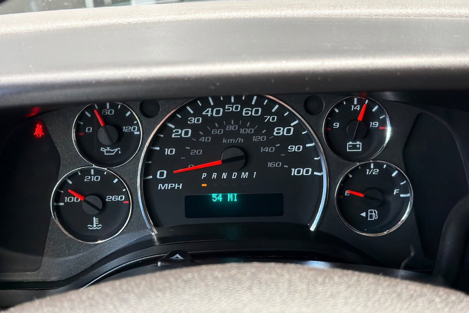 2022 GMC Savana Cutaway 3500 Gas