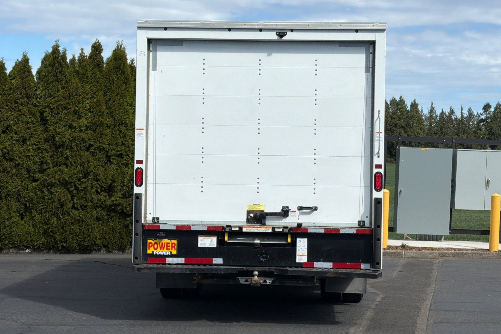 2022 GMC Savana Cutaway 3500 Gas