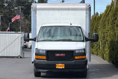 2022 GMC Savana Cutaway 3500 Gas