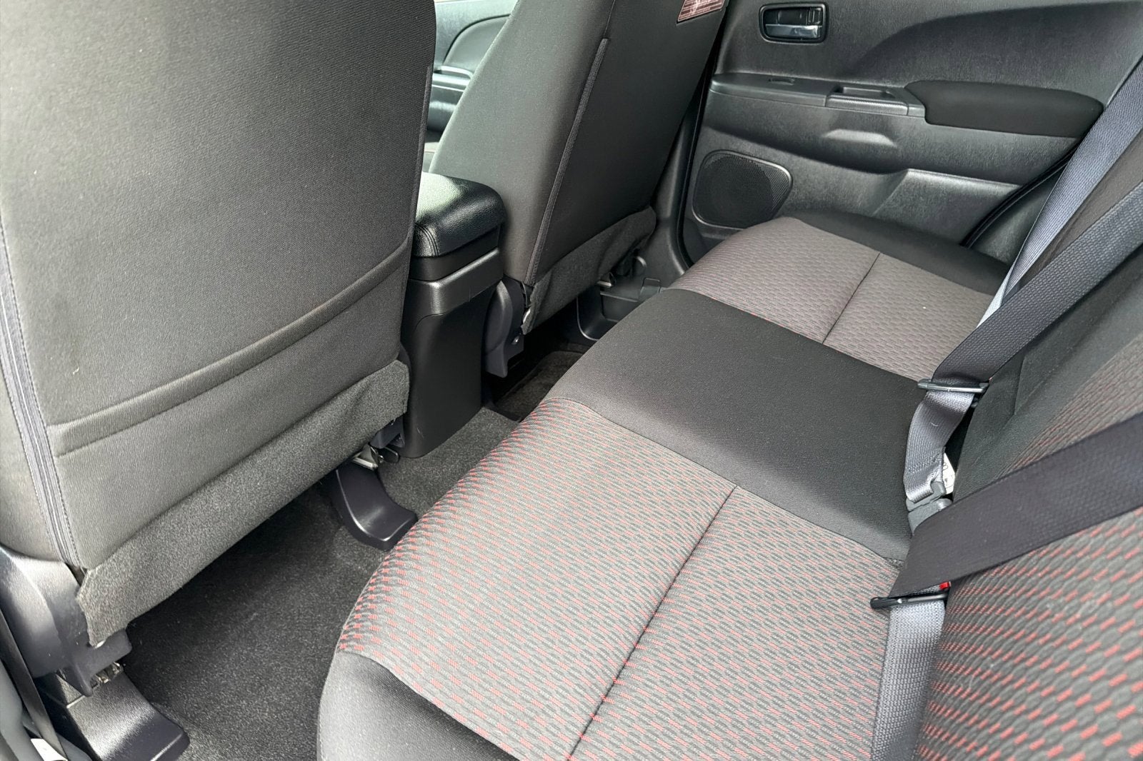 2018 Mitsubishi Outlander Sport ES 2.0