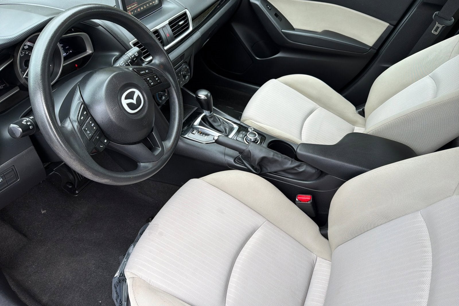 2015 Mazda Mazda3 i Sport