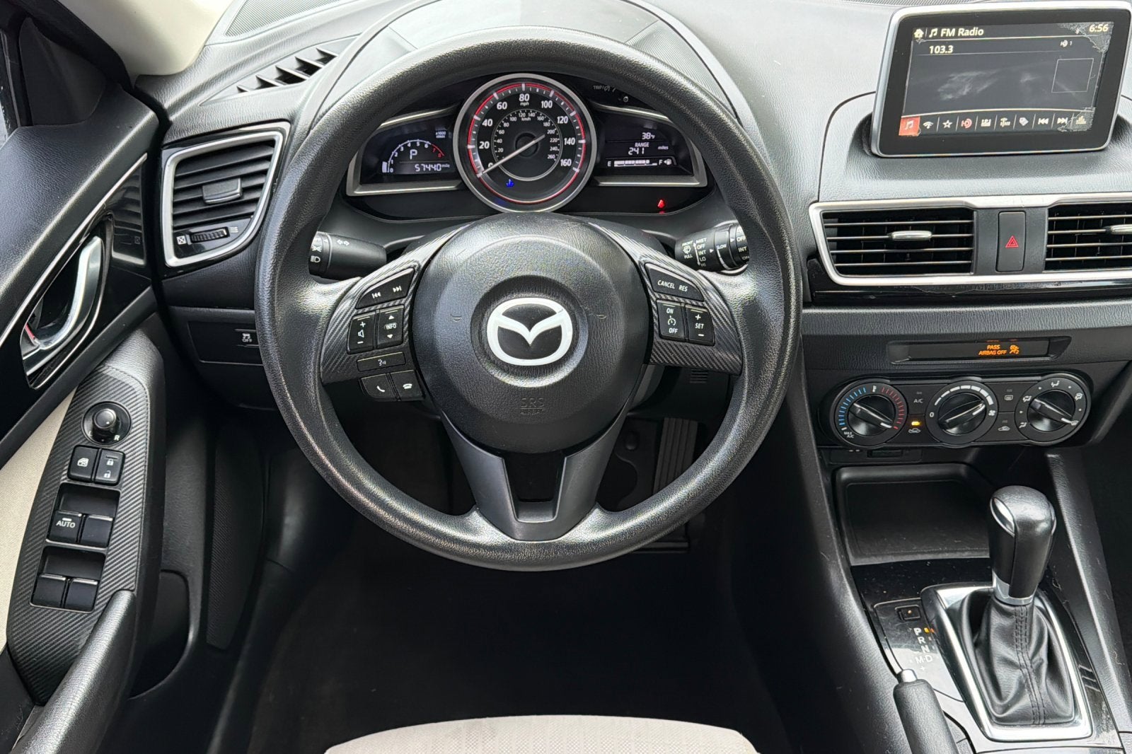 2015 Mazda Mazda3 i Sport