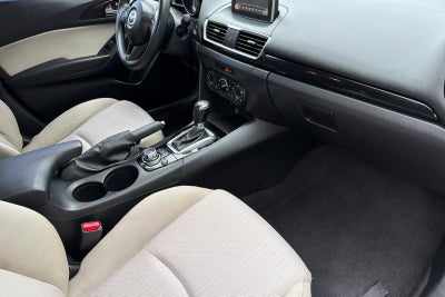 2015 Mazda Mazda3 i Sport